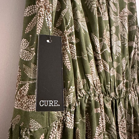 CURE Apparel Womens Leaf Print Button Sleeveless Dress - Picture 5 of 7